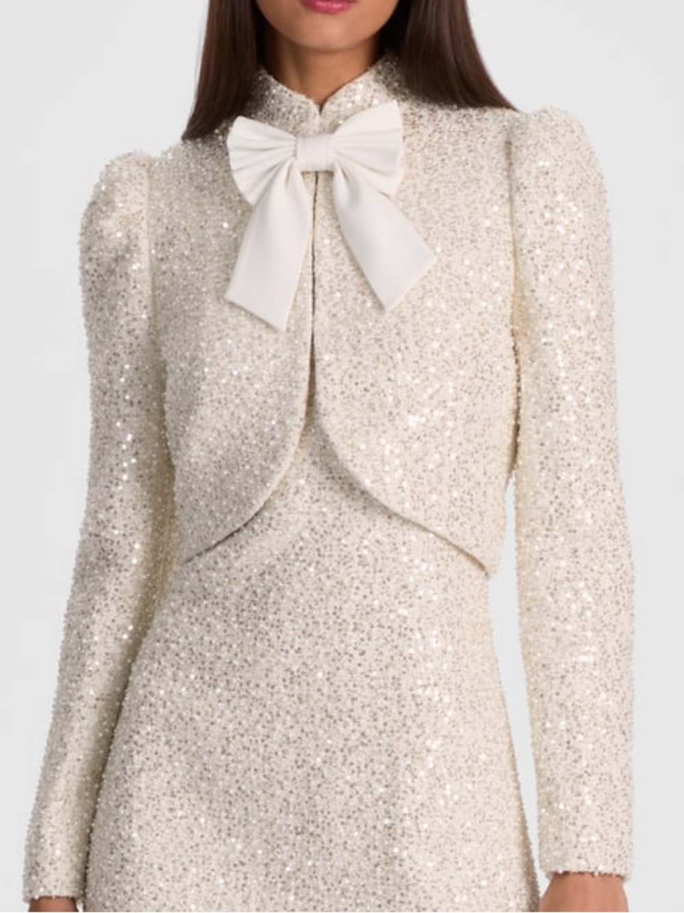 Alice + Olivia
Ilaria Sequin & Bead
Embellished Crop - Picture 2 of 16
